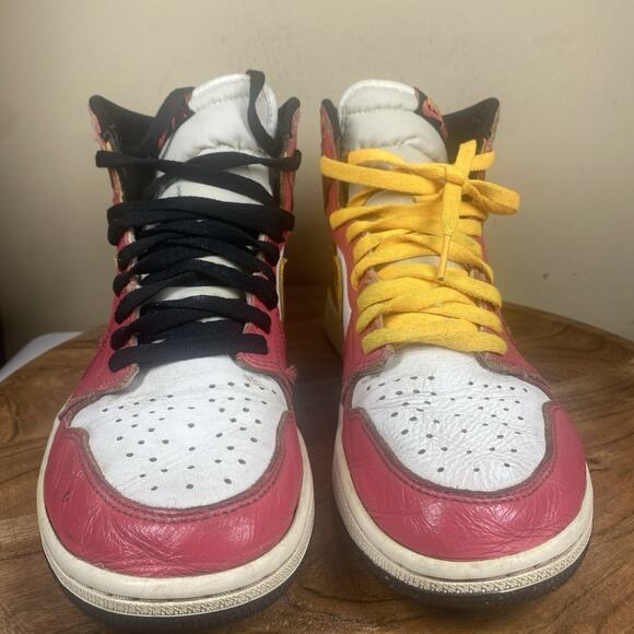 Jordan 1 Retro High Og Light Fusion Red Mens Size 11 Shoes Sneakers 555088-603 - Picture 4 of 10